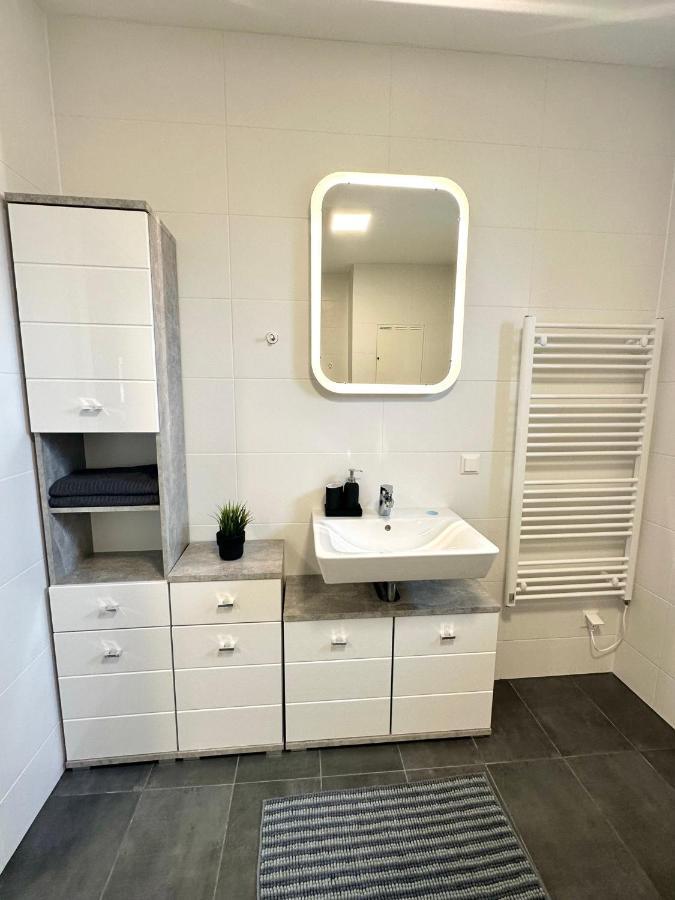 カルスドルフ・バイ・グラーツLiving Kalsdorf - Selfcheckinアパートメント エクステリア 写真